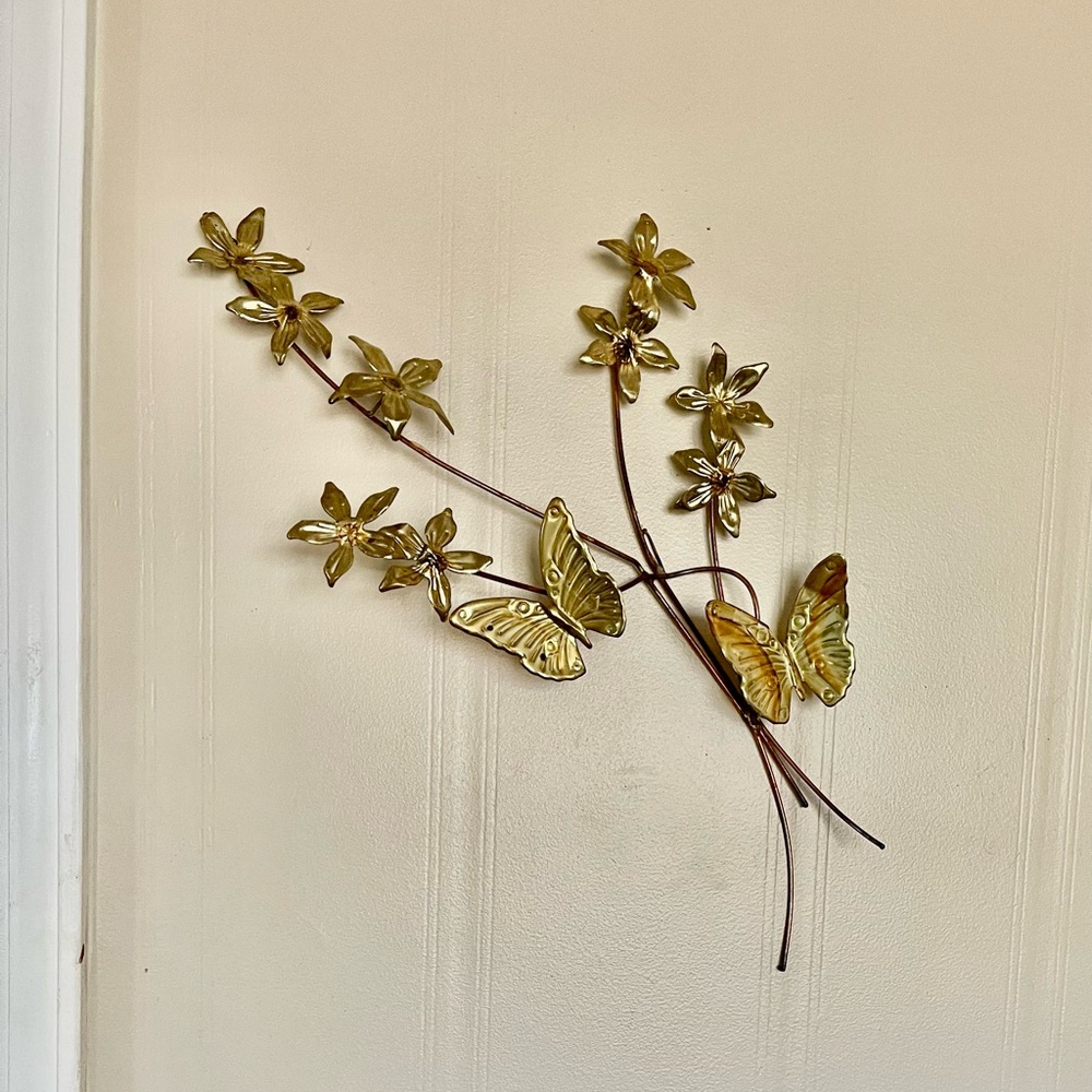 Metal floral decor for wall.